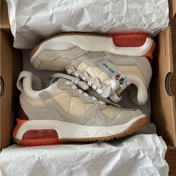 Nike Shoes - Women’s Jordan MA2